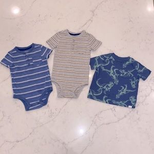 EUC Set 3 Baby Boy’s OshKosh and Gap Shirts- 2 Stripe Bodysuits, Dino T (12m)